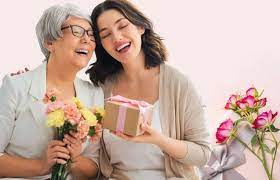 day gift ideas for elderly moms