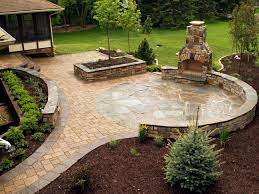 Flagstone Patio Ideas With Fire Pit