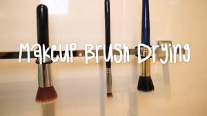best way to dry your makeup brushes