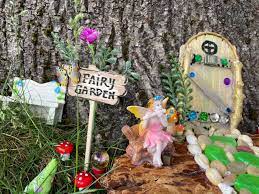 Kensington Cedar Cottage Fairy Garden