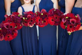 Carnations, daisies, irises, lilies, orchids, roses, sunflowers Red Wedding Color Combination Ideas Wedding Colors Red Wedding Color Inspiration Bridesmaid Bouquet