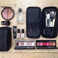 how to organize your makeup bag