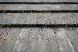 installing cedar roof shake shingles