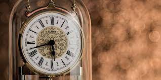 Horloge à balancier : que comprendre de son fonctionnement et comment la  remonter ?
