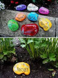 Garden Decorating Ideas With Rocks