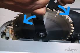 how to change a table saw blade step