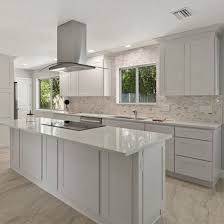white shaker kitchen cabinet