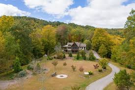 homes in black mountain nc