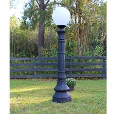 Outdoor Walkway Pole Lights