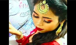 danapur makeup artist