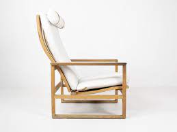 Model Bm 2254 Lounge Chair By Borge