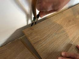 13 steps to remove laminate flooring