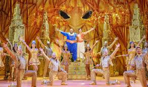 theater review aladdin features new
