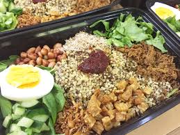 Nasi kandar is thought to have originated in penang, malaysia's island famous for its food scene. 7 Healthy Meal Delivery Services In Klang Valley To Help With Your New Year Fitness Goals