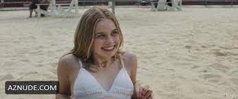 Angourie rice nackt