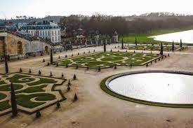 versailles palace and gardens the