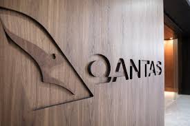 qantas lounge access eligibility
