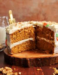 the best carrot cake with fluffy cream
