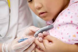 سكر الدم الطبيعي لدى الأطفال المصابين بنوع 1 من داء السكري ، هل يعني الشفاء؟