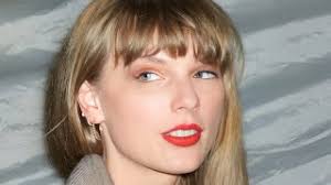 here s what taylor swift really looks