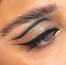 accredited makeup courses in manchester