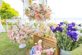 2023 average cost of wedding flowers