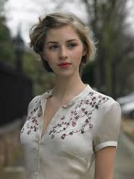 I'm writing a story and i need a face for my characters. Hermione Corfield Women Actress Blonde Short Hair Portrait Display White Shirt Looking Away Smiling Wallpaper Resolution 4080x5436 Id 517773 Wallha Com