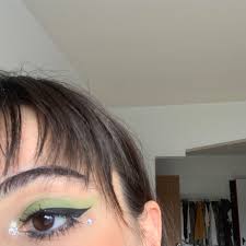 green festival makeup look