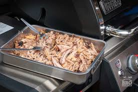 how to make pulled pork on a gas grill