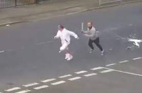 Horrifying moment man runs down Castlemilk street brandishing weapon |  Glasgow Times