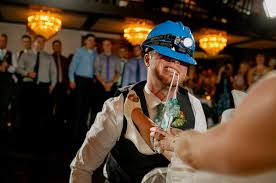 As the garter is removed by the groom, a garter removal song can be played. Garter Toss Songs Ultimate Wedding Playlist 2021 Theweddingring Ca