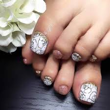 Diseños bonitos con rosas para uñas de los pies /roses design toe nail art. 2