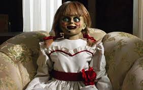 Реальная история из жизни вдохновила американских режиссёров на создание ряда кинокартин о кукле. 5 Fakta Boneka Anabel No 3 Bikin Kita Merinding