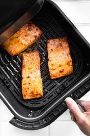 how to cook salmon in the air fryer