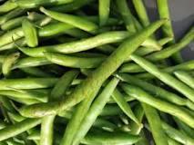 Do  green  beans  get  moldy  on  the  inside?