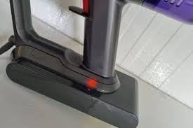 dyson blinking red light why is it