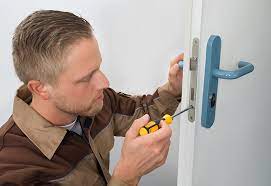 steps to replace a door handle