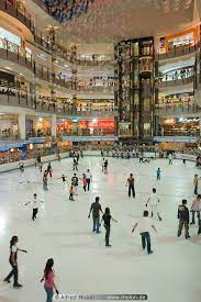 Located on the first floor of ioi city mall putrajaya, it offers introductory skating lessons for beginners. Photo Of Ice Rink In Sunway Pyramid Mall Kl Surroundings Malaysia