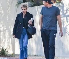 Emma roberts and garrett hedlund are starting a new chapter! Who Is Garrett Hedlund Meet Emma Roberts Boyfriend And Baby S Father