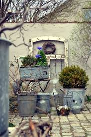 Shabby Chic Garden Decor Ideas