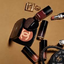 chanel fall 2023 makeup ad caign