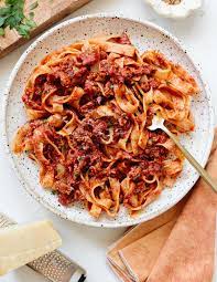 30 minute hearty italian meat sauce