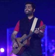 Arijit singh was born on april 25, 1987, to bengali parents in west bengal and always had an inclination towards singing. Arijit Singh Singer Wiki Age Height Fees Wife Family Biography