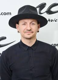 chester bennington public memorial to