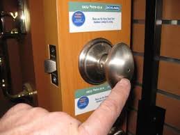 Directly opposite you should feel a little lever that you can push on to unlock the door. Easy Illustrated Instructions On How To Unlock The Bathroom Door Doors Bathroom Doors Door Handles