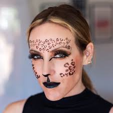 how using simple face paint stencils