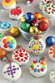 Suitably festive and great as a homemade present How To Decorate Christmas Cookies 25 Best Cookie Decorating Ideas