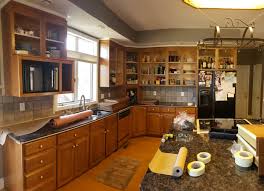 3 reasons cabinet refacing is better