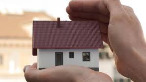 Auch wenn sämtliche immobilienverträge notariell. Leitfaden Zum Hausverkauf Was Kostet Der Notar Focus Online