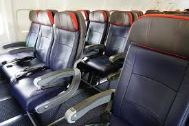 no short seats on american flights